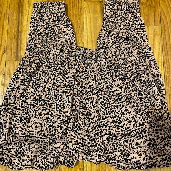 H&M Women’s Viscose Cheetah Print Pants - Picture 13 of 13